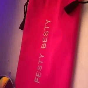 Festy Besty | Accessories | Free Wpurchase Festy Besty 